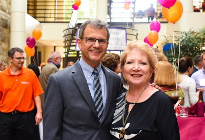 Pamplin College of Business alumna Mary McVay, right, and Pamplin Dean Robert Sumichrast. 